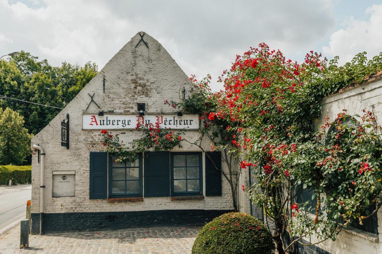 Auberge Du Pecheur Синт-Мартен Латем Екстериор снимка